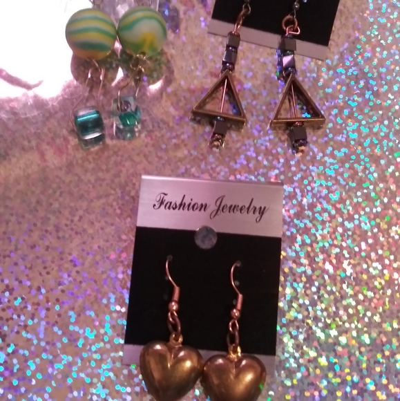 3 Pair of Beautiful Dangling Earrings - Picture 3 of 3